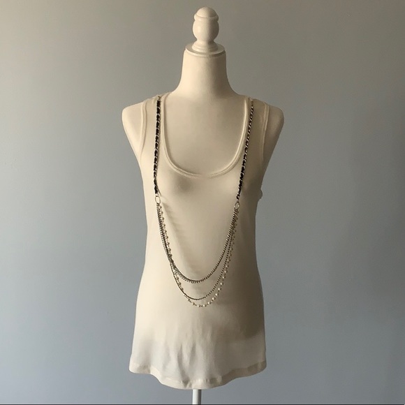 Women’s Derek Heart Embellished off-white tank.EUC - Picture 2 of 6